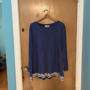 NWT Wekili Women's Long Sleeve Lace Trim Scoop Neck A-line Tunic Top M blue